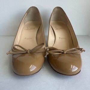 Tan patent leather Christian Louboutin heels